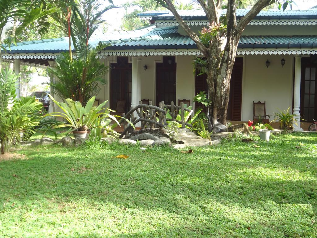 Thambara Villa Unawatuna Exterior foto